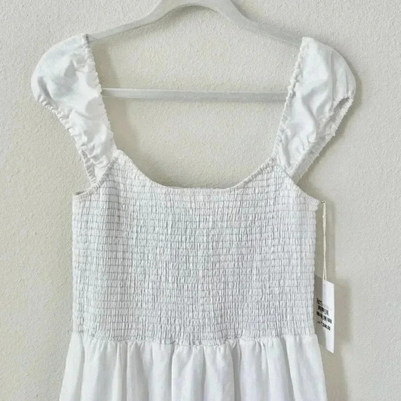 NWT Reformation Tavi 100% Linen White Smocked Ruffle Midi Dress Size Medium - Picture 9 of 12